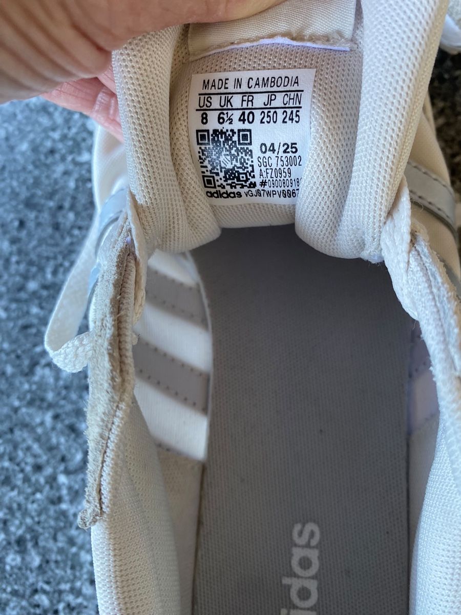 Adidas Damenschuhe: Adidas Sneaker – Gebraucht aus Chur von snow_white_blue 1