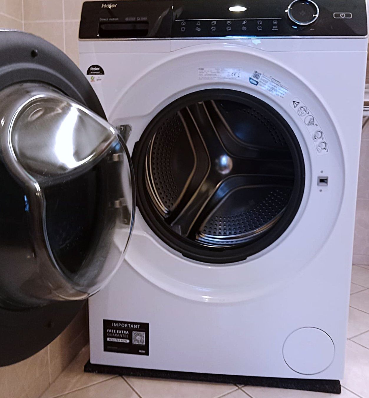 Haier Lavatrici: Lave-linge/séchoir Haier – Usato da Montreux venduto da sab_856j 2