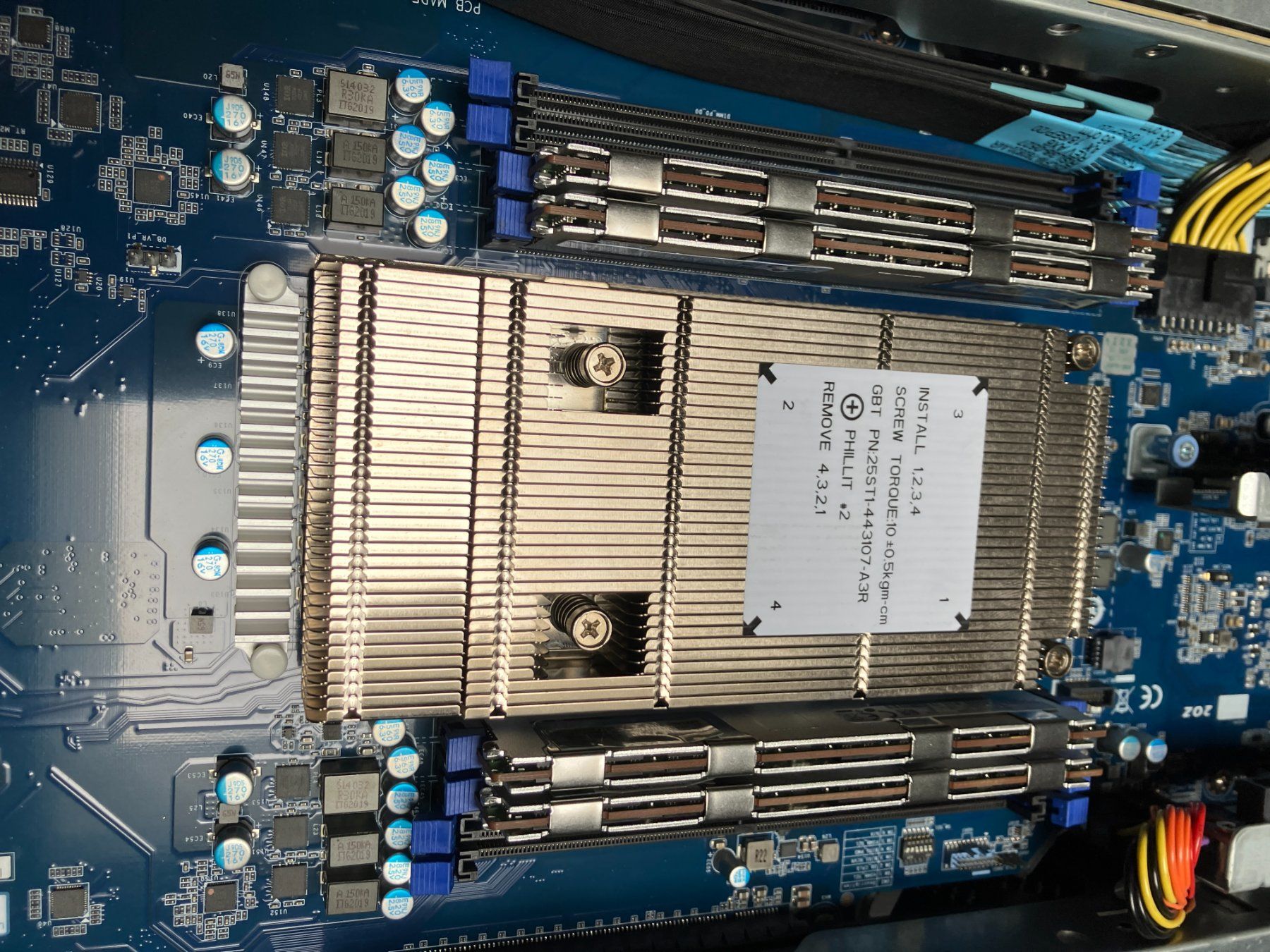 Gigabyte Serveurs: GPU Server / AI Server – D'occasion à Kleinwangen par Suelei83 5