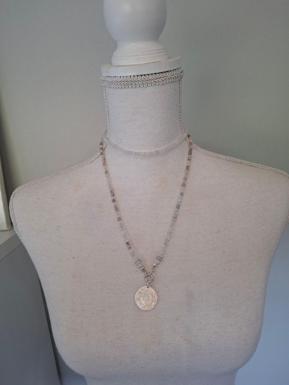 Catenine: SARA - Edelsteinkette - Silber - hellgrau/weiss – Nuovo e nell'imballaggio originale da Mühlethal venduto da nicita-modeschmuck 5