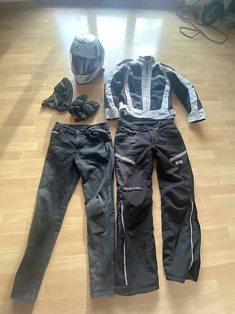 Motorrad Kleidung plus Helm