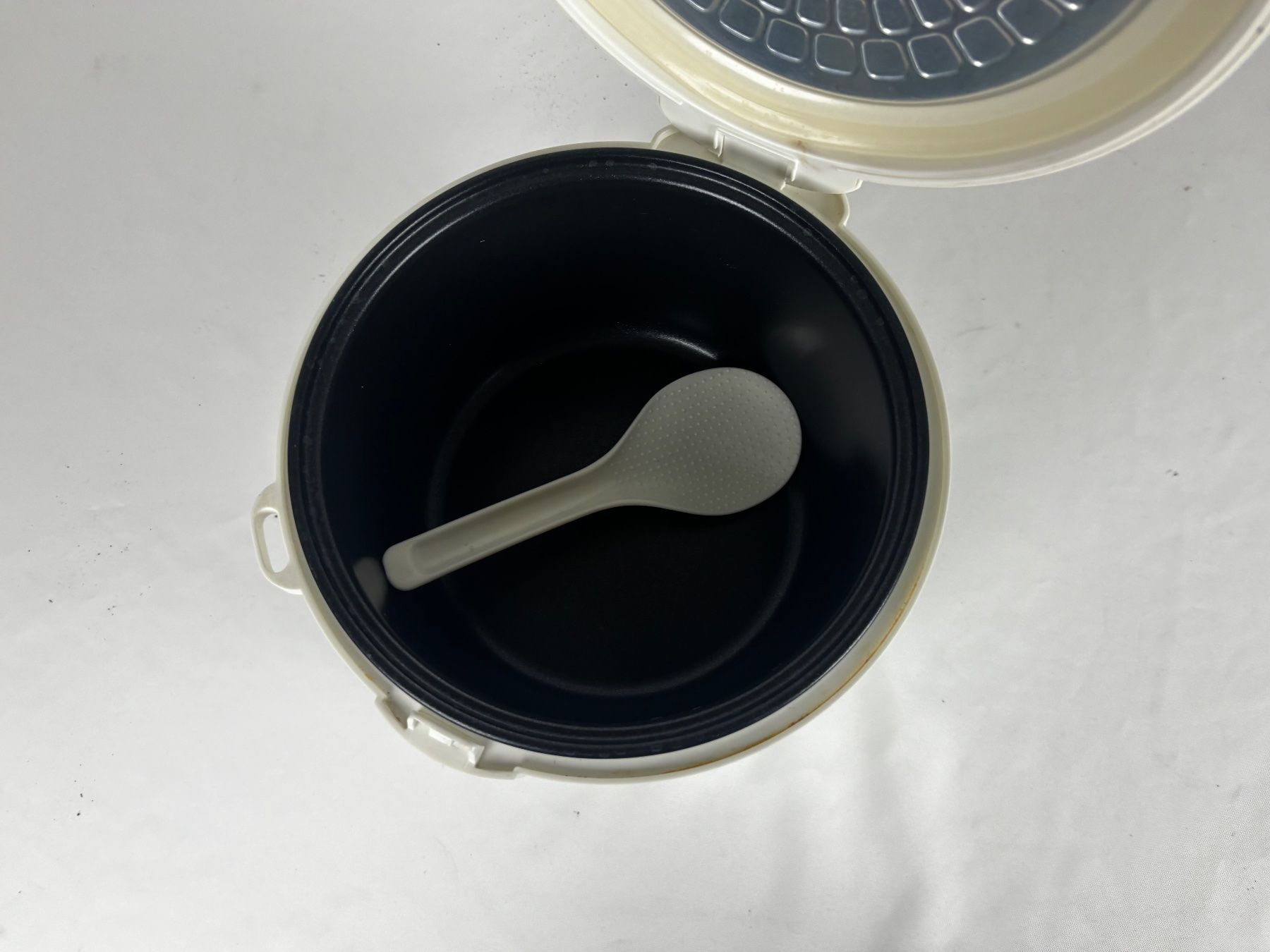 Küchengeräte: Intertronic Reiskocher weiss – Gebraucht aus Wettingen von Wendemarket 7