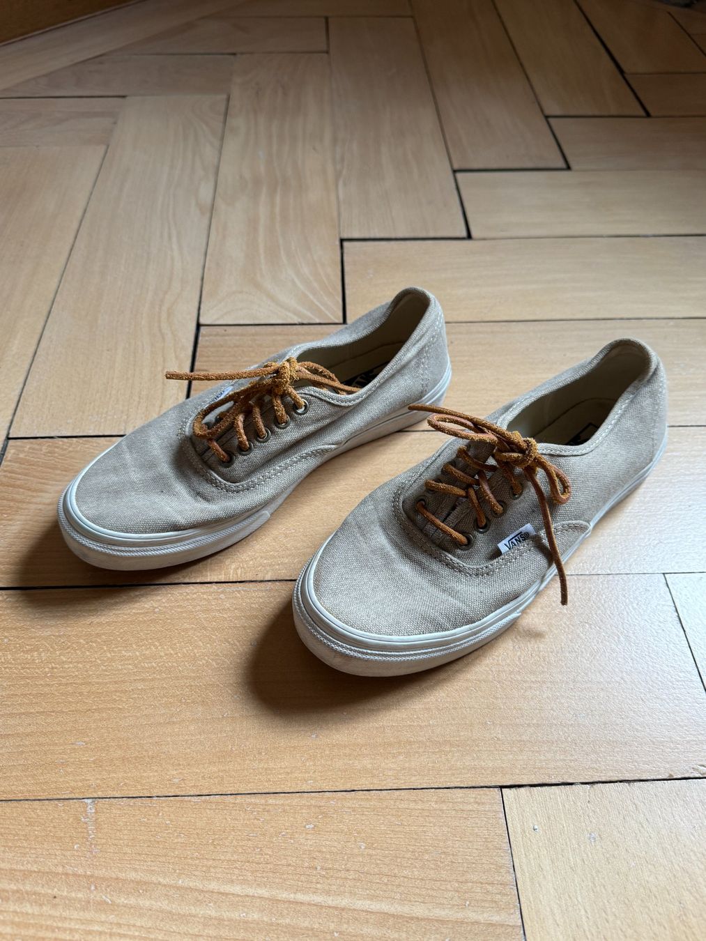 Vans Scarpe da donna: VANS - Sneaker beige 39 – Usato da Zürich venduto da Diazaio