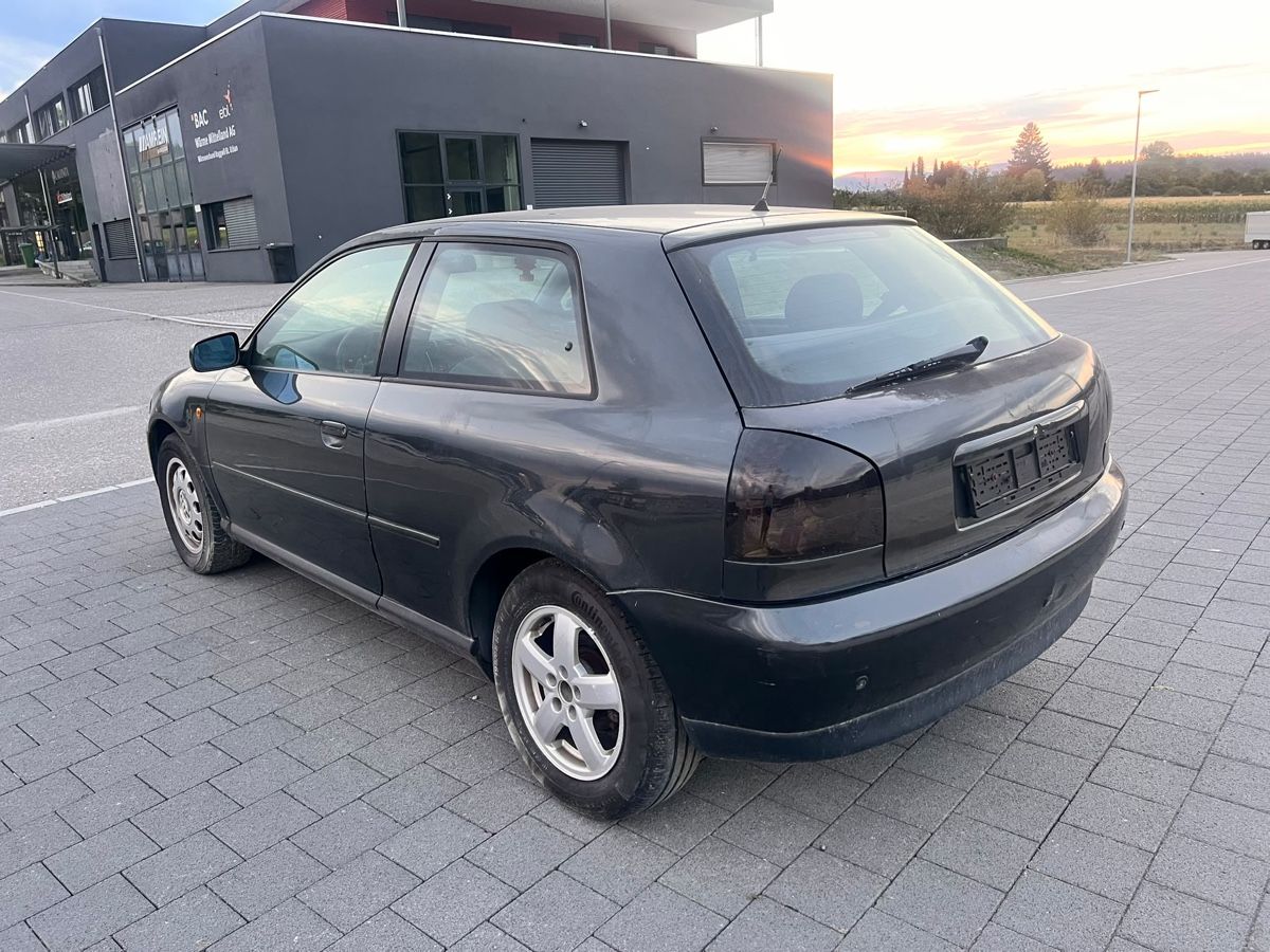 Audi Autos: Audi a3 1.8 Automat – D'occasion à Rothrist par jr_returns 2