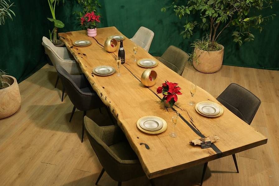 Tavoli: Eichenesstisch - aus 1 Stück – Usato da Walchwil venduto da Swissdesign_Haag 7