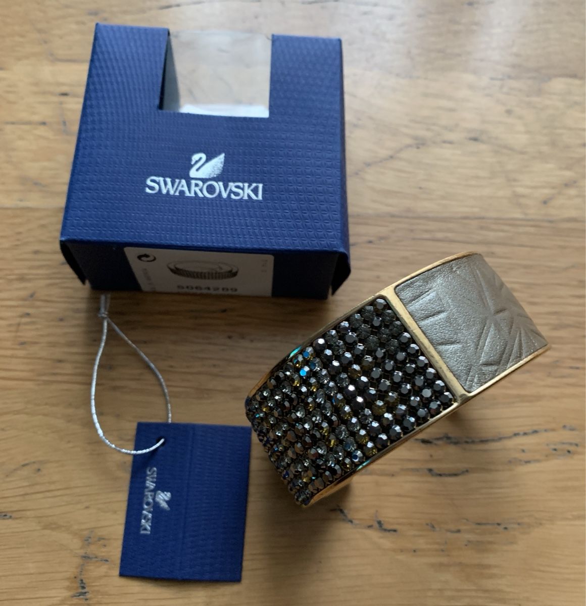 Swarovski Bracciali & Braccialetti: Swarovski Armreifen / Gold Farbe – Usato da Biel/Bienne venduto da Katja01112 6