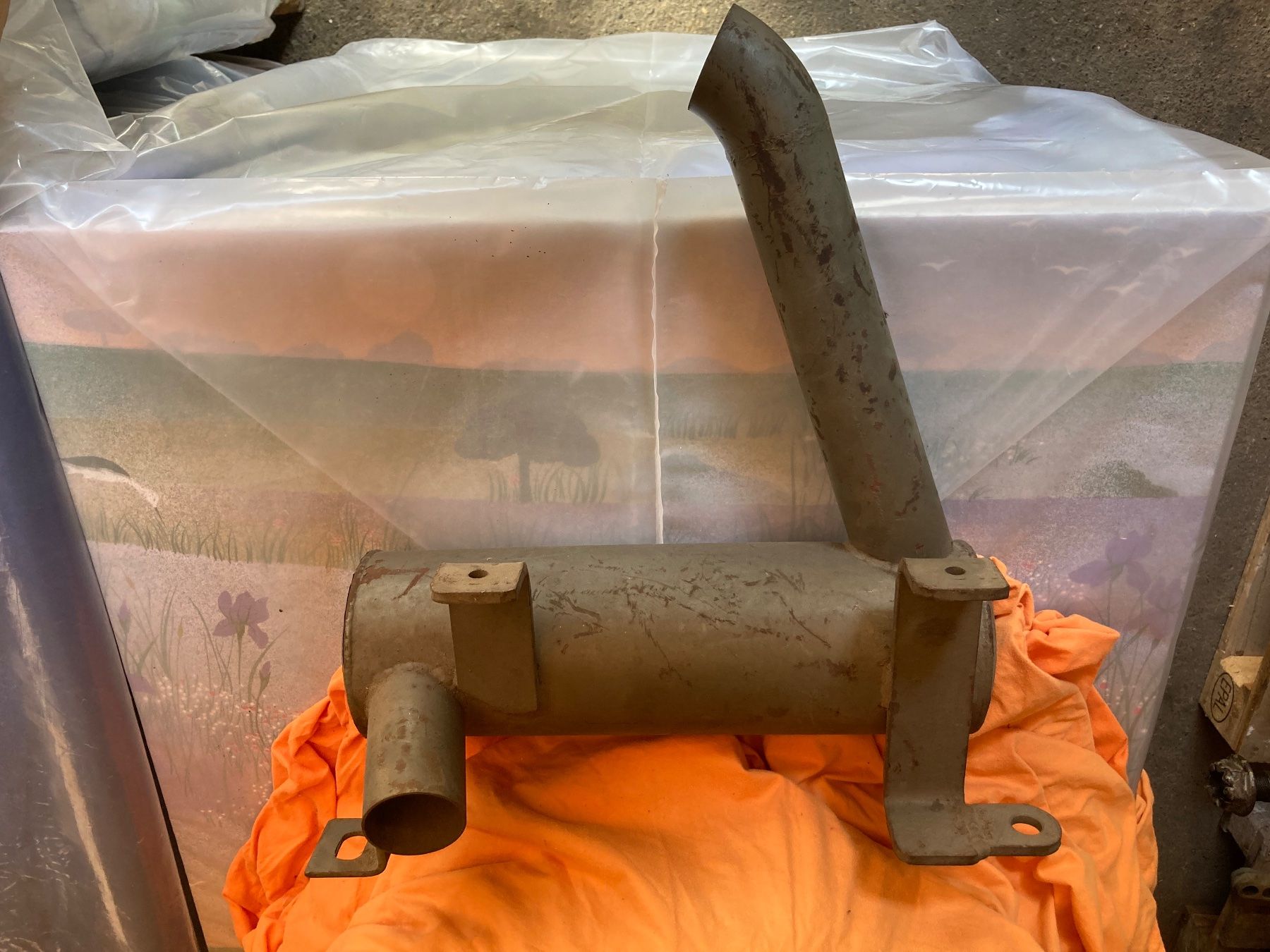 Hürlimann Trattori: Hürlimann Auspuff – Usato da Lommiswil venduto da Hosi88 4