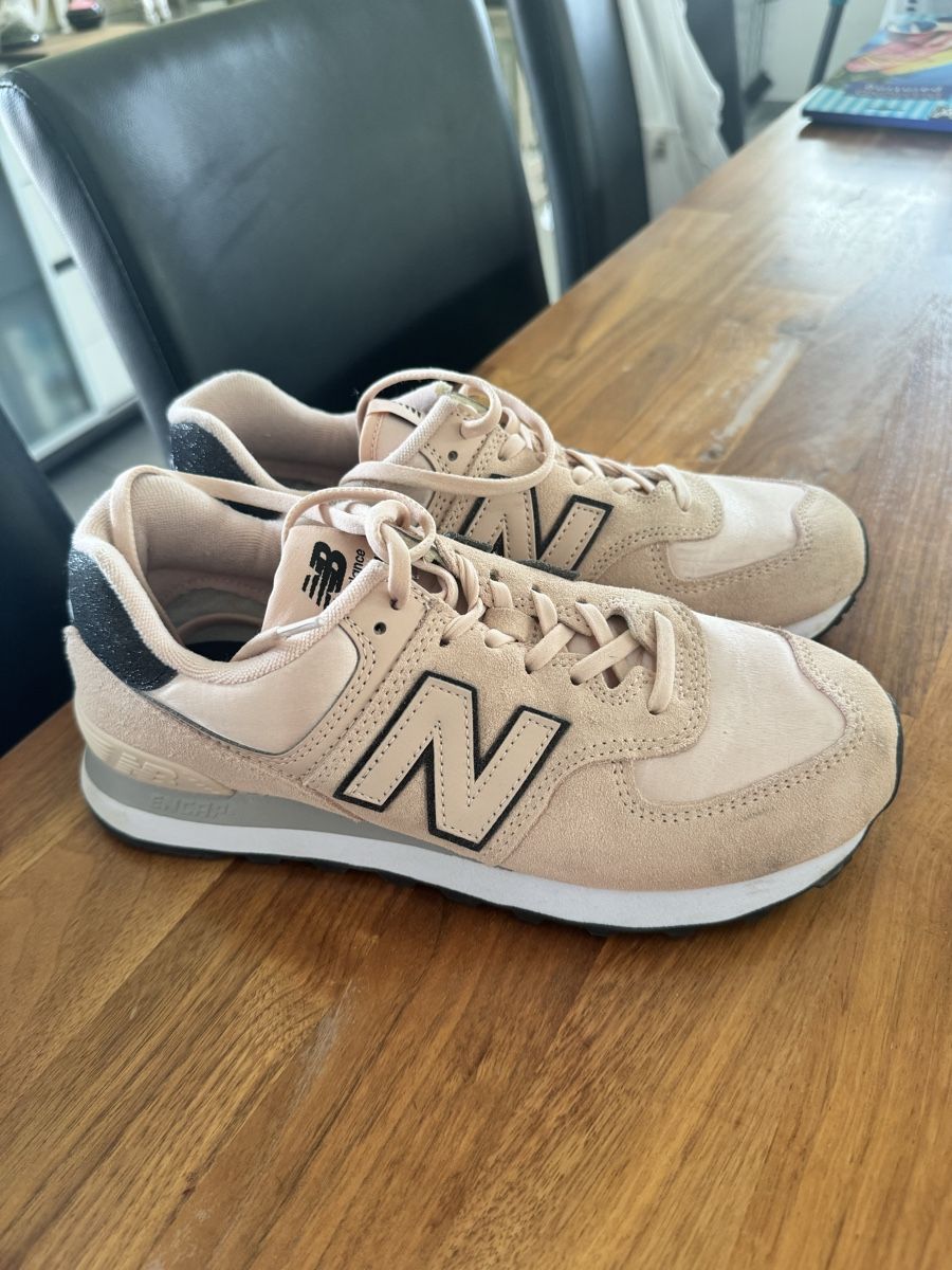 Scarpe da donna: New Balance 574 Damenschuhe  – Nuovo (secondo la descrizione) da Roggwil BE venduto da joana.a16