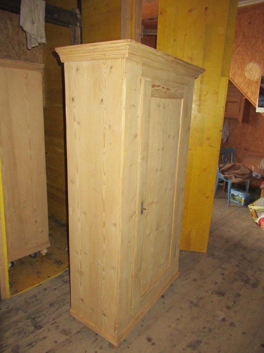 Armadi: Schrank (Tanne/183) – Usato da Berg SG venduto da Pizza58 2