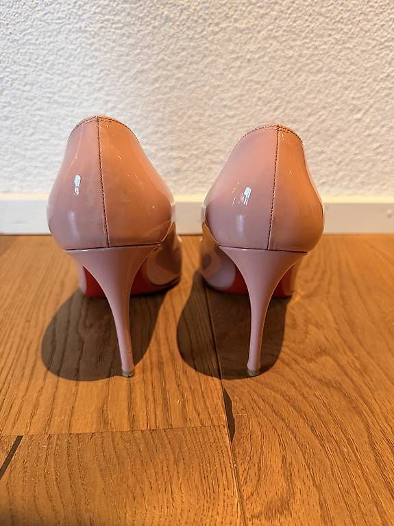 Scarpe da donna: Christian Louboutin Pumps – Usato da Adligenswil venduto da TST04 2