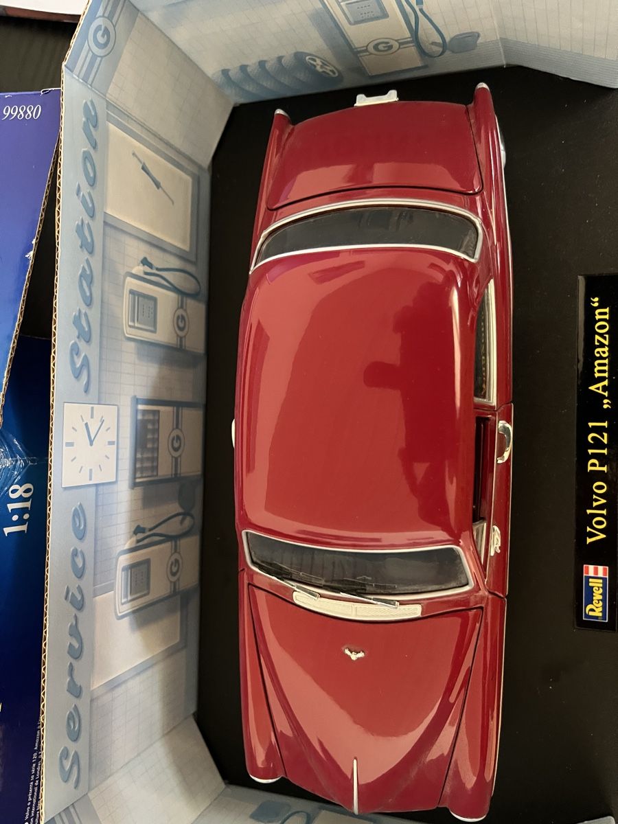 Volvo Modellini d'auto: Volvo P121 Amazon. 1:18 Revell – Usato da Rümlang venduto da Papamoll4 2