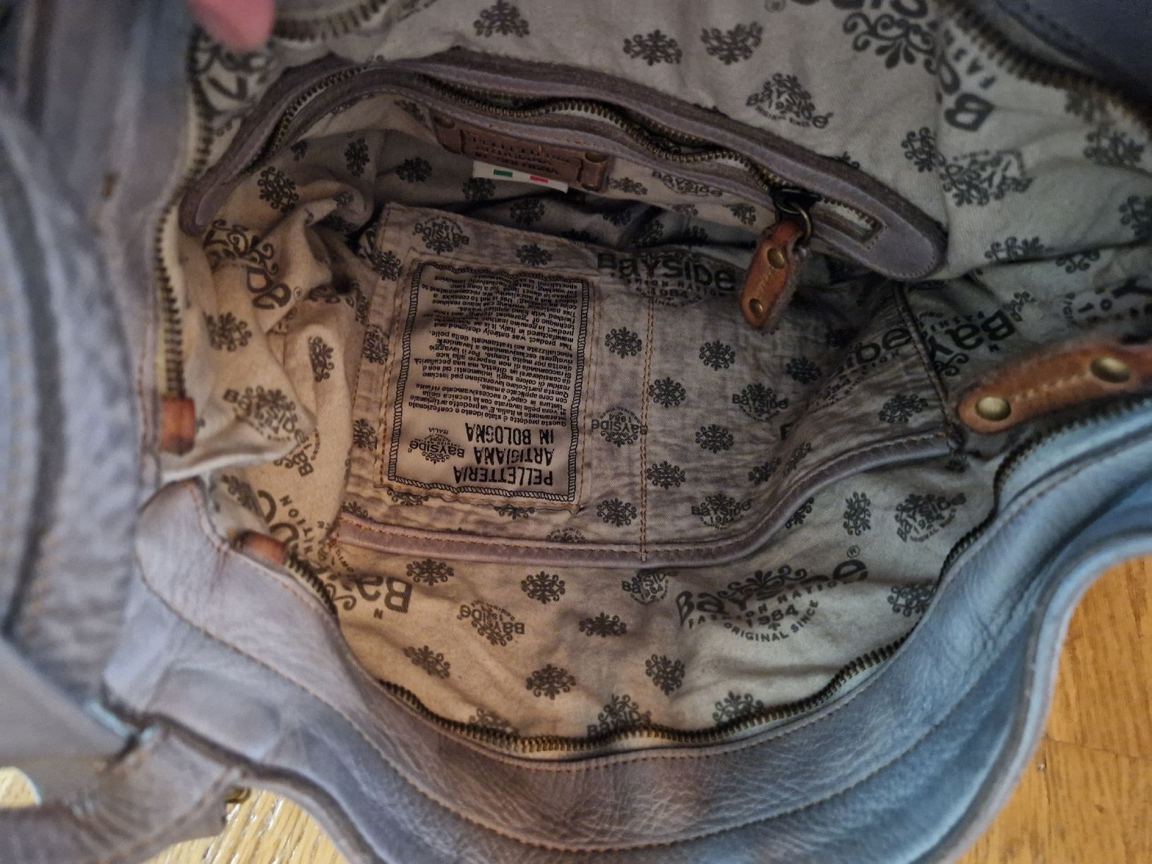 Taschen für Damen: Ledertasche/Rucksack von Bayside, grau, Top Zustand – Neu (gemäss Beschreibung) aus Kloten von somsing 6