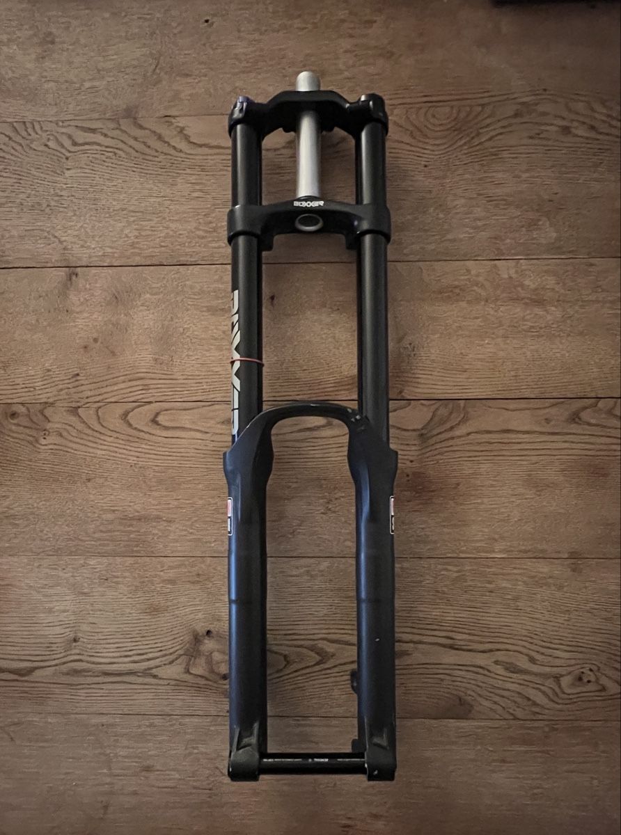 Rockshox Pièces détachées: Rockshox Boxxer 26" – D'occasion à Bern par Dnruben