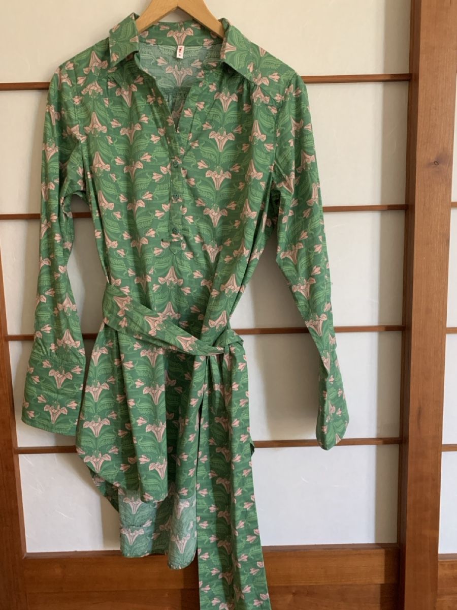 Blutsgeschwister Tuniche: Bluse/Tunika von Blutsgeschwister, neuwertig – Nuovo (secondo la descrizione) da Basel venduto da BettyB_25