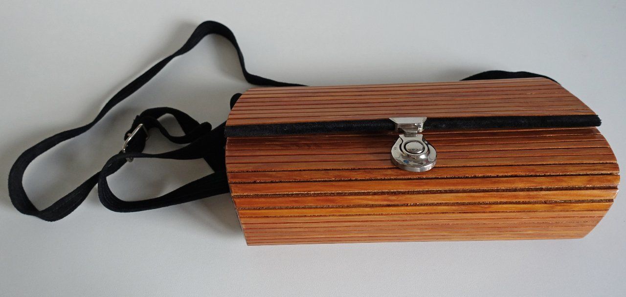 Borse da donna: Handtasche aus Holz – Nuovo (secondo la descrizione) da Zürich venduto da hell80 5