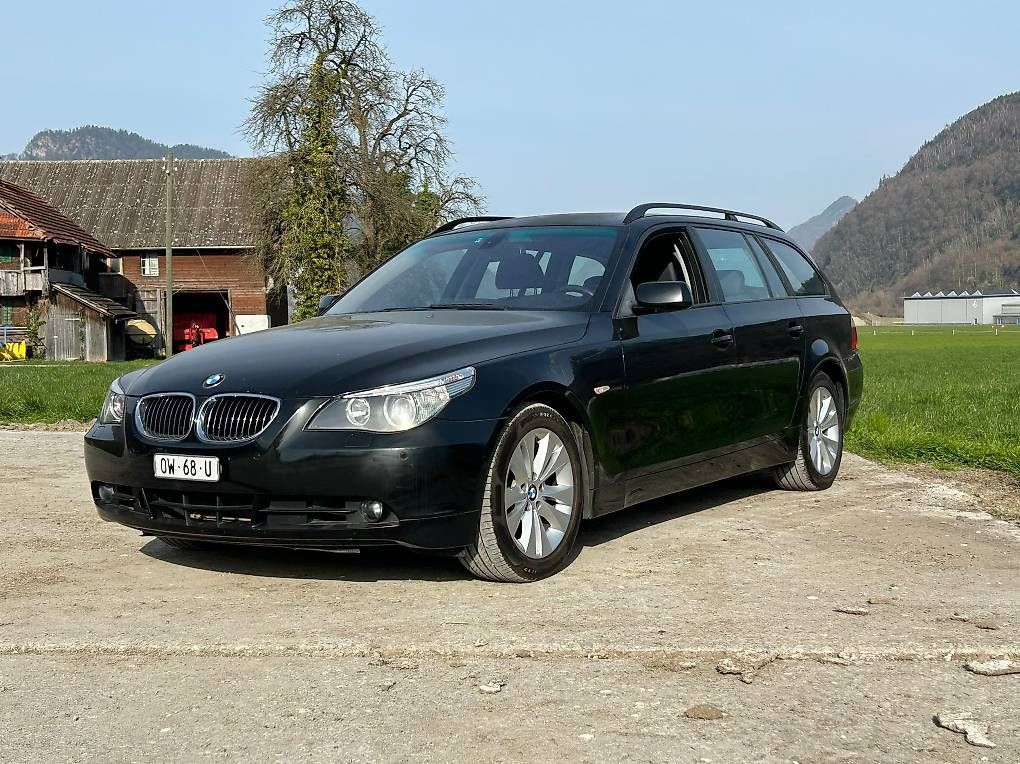 Automobili: BMW 525i Touring – Usato da Alpnach Dorf venduto da inf_56t7 3