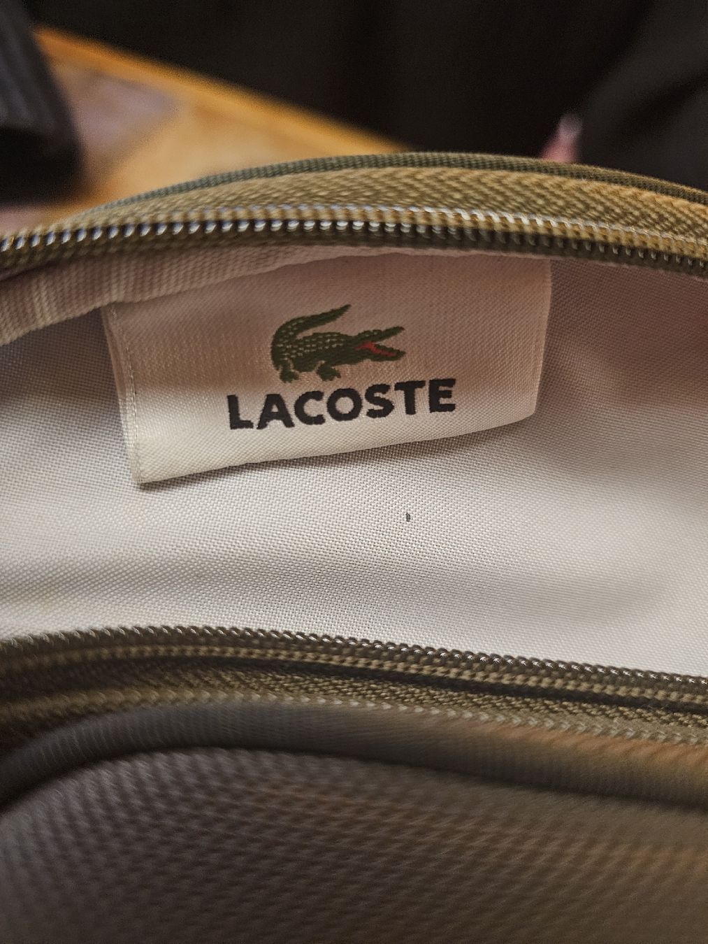 Lacoste Borse: Lacoste Bauchtasche, neuwertig! – Usato da Meisterschwanden venduto da Luluku 6