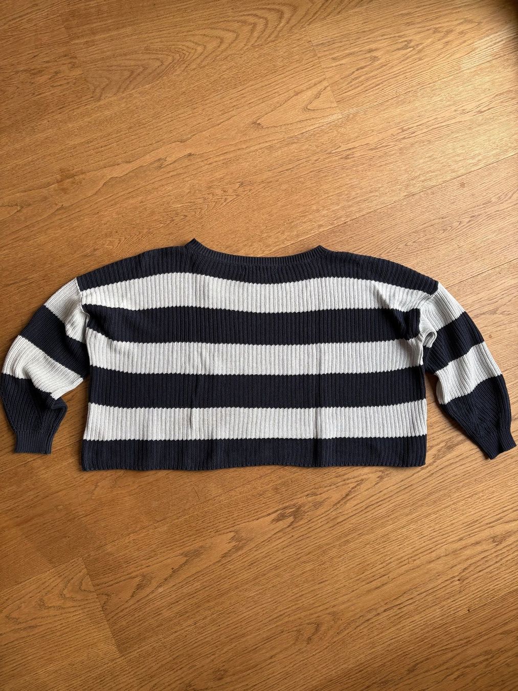 Lotti di vestiti: legere Pullover/Zipjäckchen, Grösse S, Pull&Bear/only/Esprit – Usato da Solothurn venduto da 07mika07 6