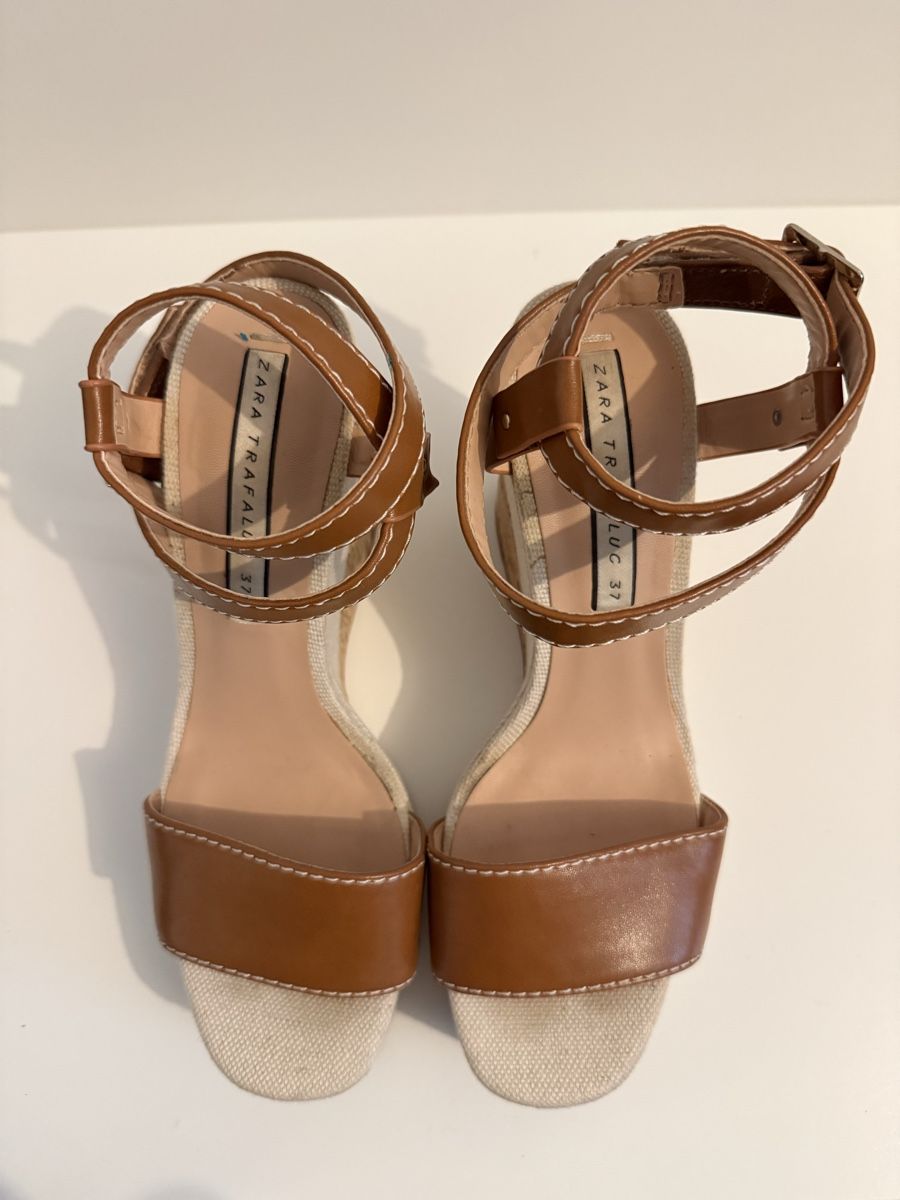 Zara Scarpe da donna: ZARA PLATEAU SANDALETTEN – Usato da Stettlen venduto da Beauty-19 3