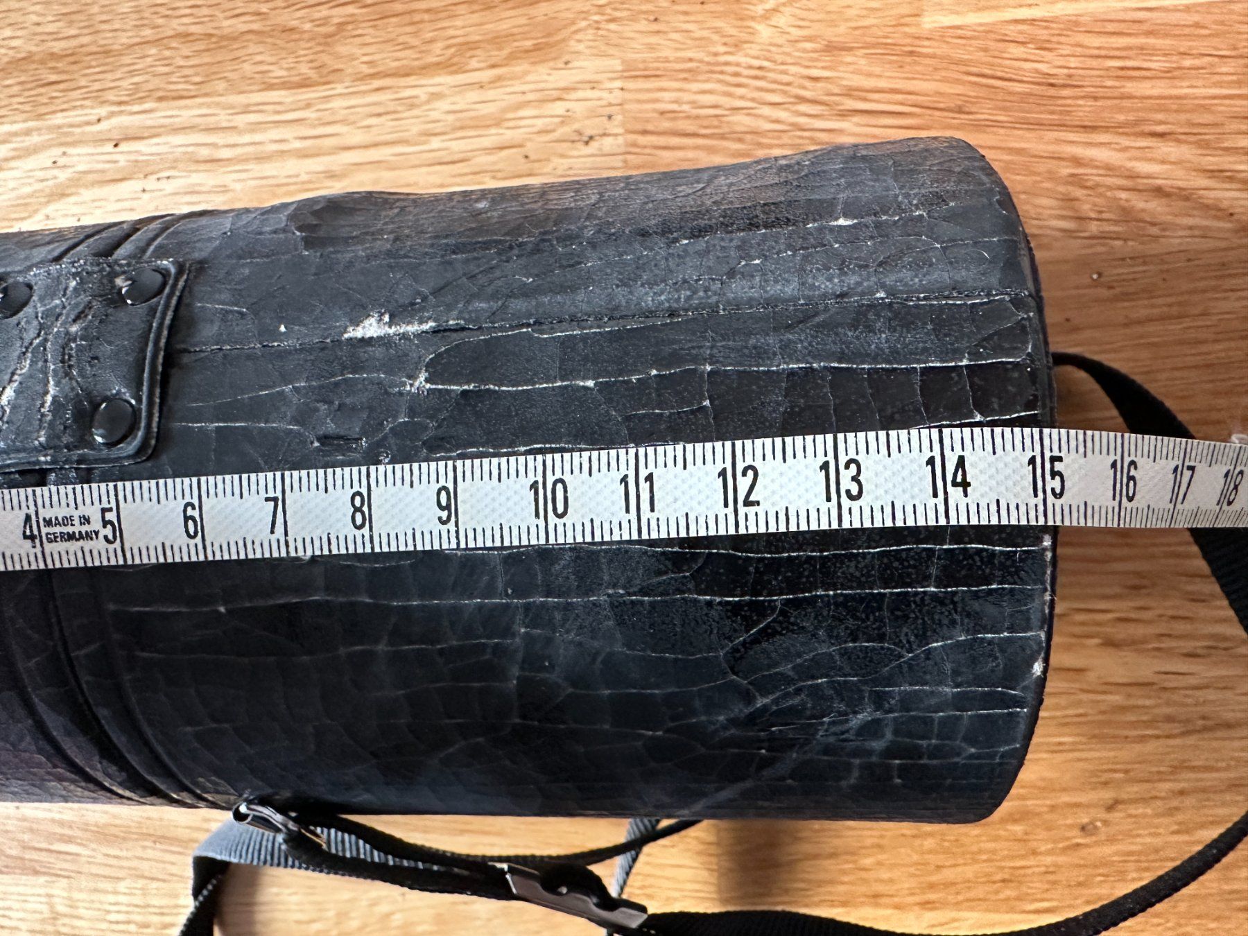 Nikon Fotocamera: Nikon CL-15S Hard Lens Case – Usato da Lausanne venduto da brixton 8