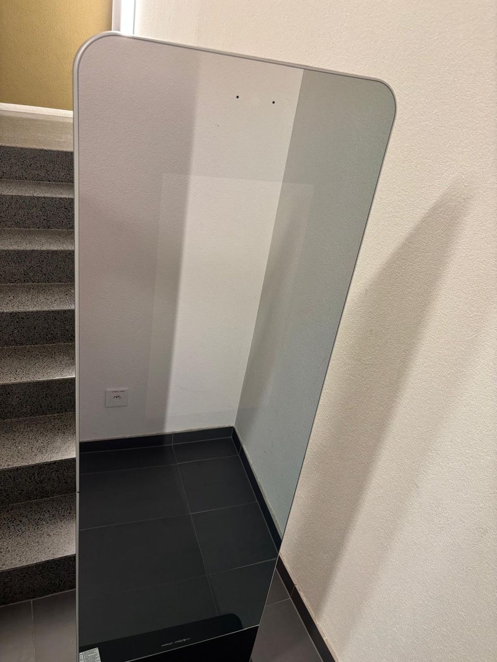 Specchi: Miroir interactif Pro-Form Vue, comme neuf, – Nuovo (secondo la descrizione) da Lausanne venduto da Cardosoandrade 4