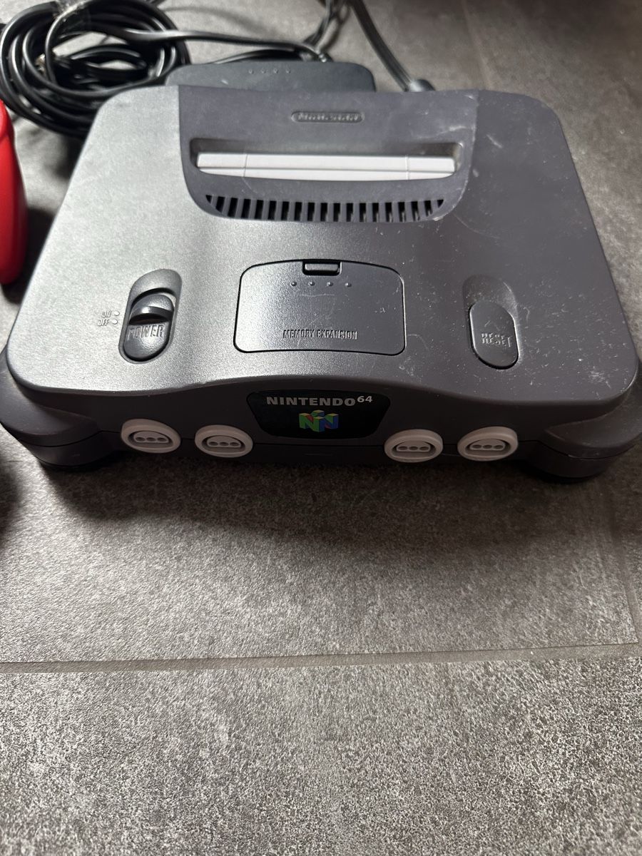 Nintendo Console: Nintendo 64 Console, 2 Controller & 2 Games for sale! – Usato da Schupfart venduto da Leexii90 2
