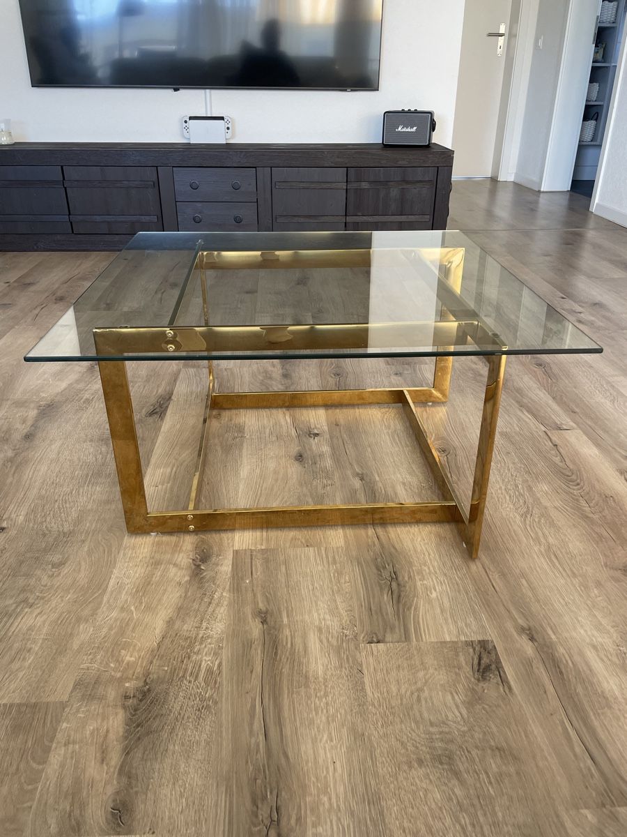 Tavoli: Glas Couchtisch mit Goldgestell – Usato da Anglikon venduto da alessandra.na 1