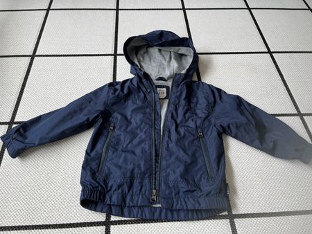 Wie neu: GAP windbreaker 18-24m