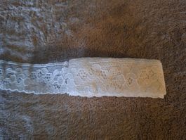 Sehr altes,zartes Spitzenband  2,5 Meter lang (4)