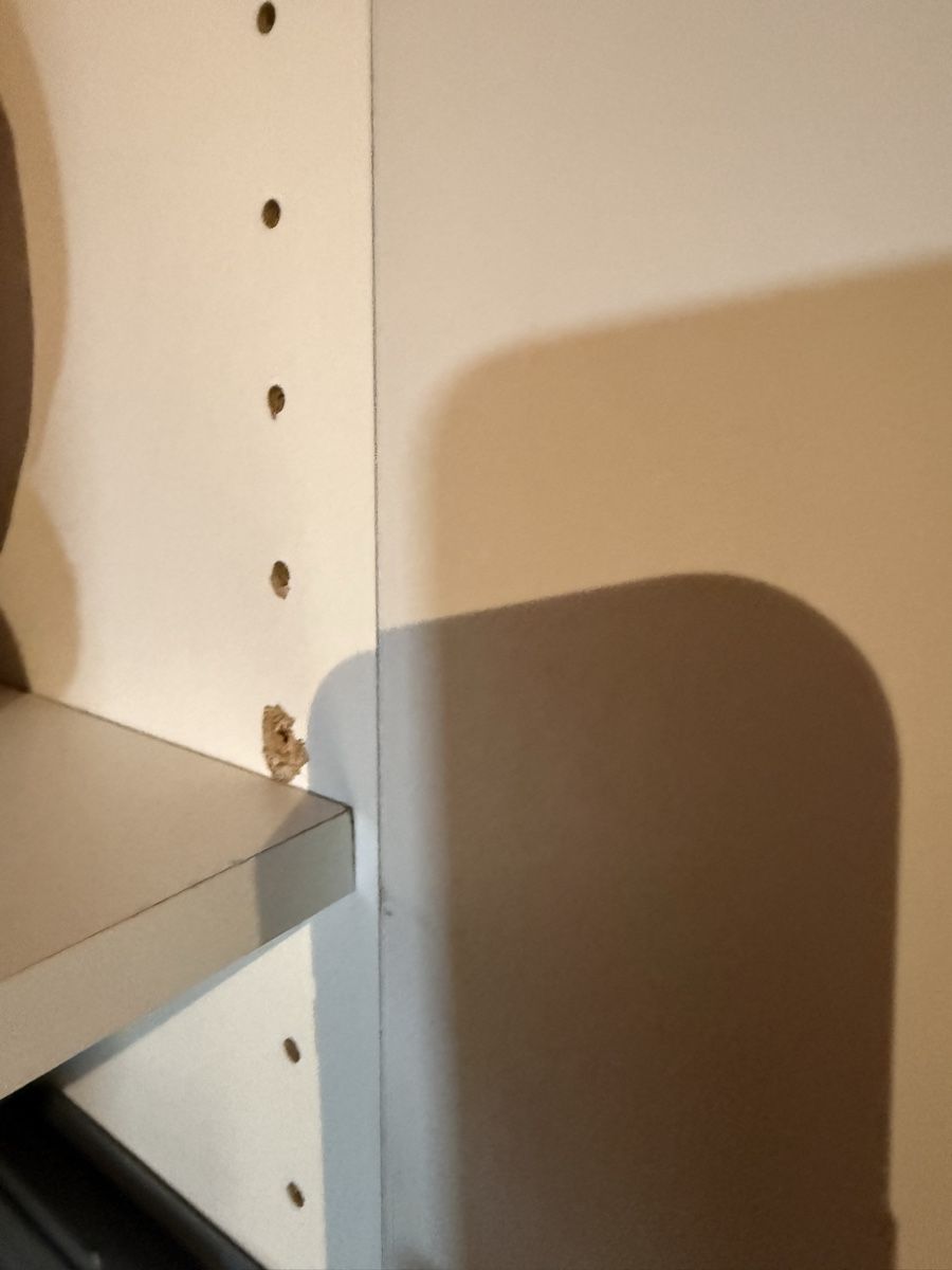 Armoires: Kleiderschrank – D'occasion à Aegerten par Funkygirl0 3