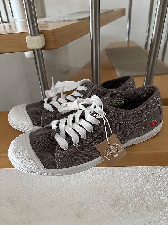 Le Temps Des Cerises Scarpe da donna: Baskets Le temps des cerises neuf 38 – Nuovo e nell'imballaggio originale da Perroy venduto da barballalla