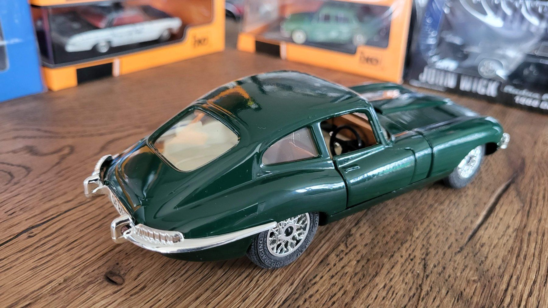 Modellini d'auto: Jaguar E 1:24 Tchibo – Usato da Rothrist venduto da Juana5 2