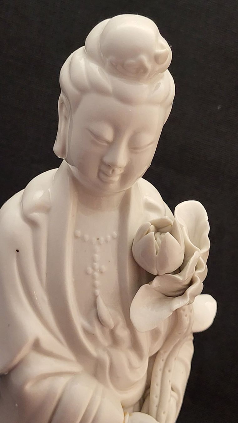 Statuette: Guanyin Porzellan Figur – Usato da Basel venduto da spinne02