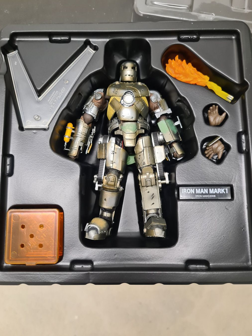 Marvel Statuette: Iron Man Mark 1 Yamaguchi Revoltech – Usato da Embrach venduto da mba_ttk7