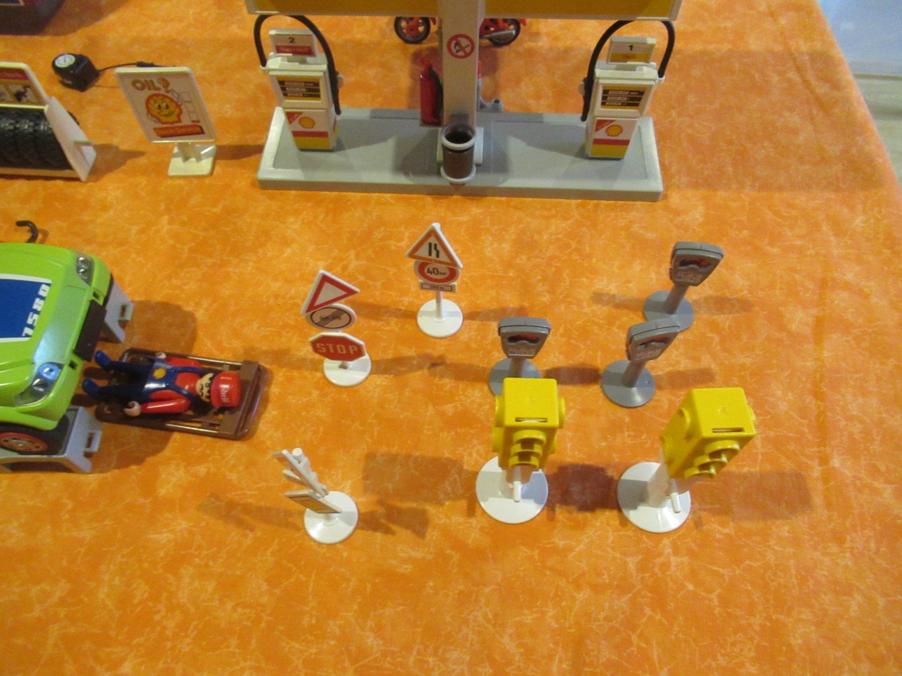 Playmobil Giocattoli: Playmobil station essence – Usato da Gryon venduto da Jessicaj87 1
