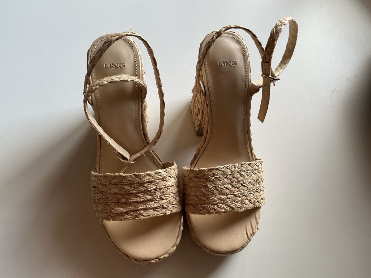 Mango Chaussures femmes: Mango Heels geflochten – D'occasion à Volketswil par Scoobi500 1