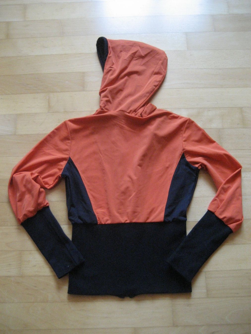 Giacche: Tolle Jacke, col. orange/schwarz – Usato da Unterengstringen venduto da Olifant4 1