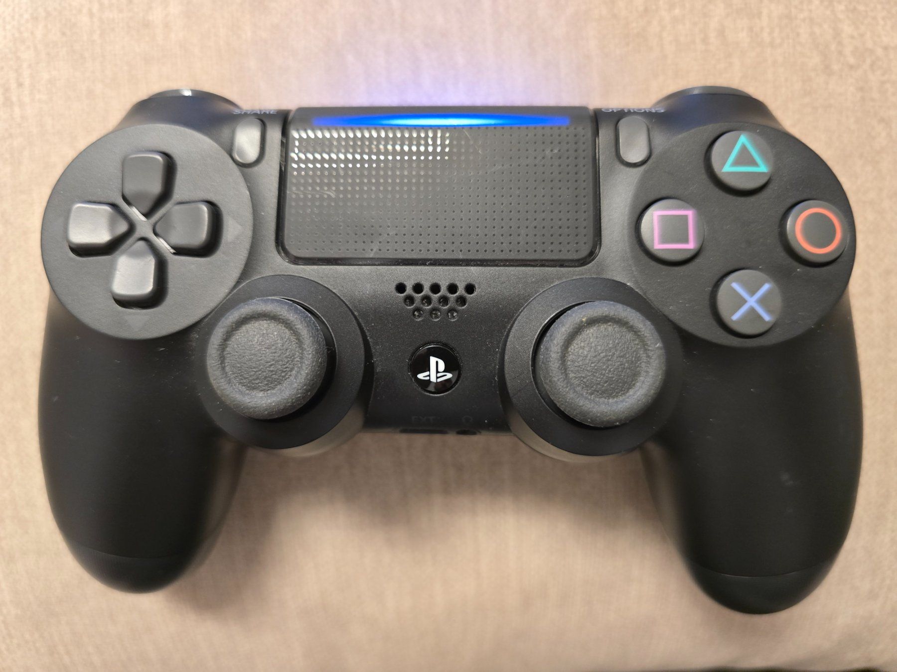 Sony Manettes: ORIGINAL PS4 Controller – D'occasion à Basel par Zait 3