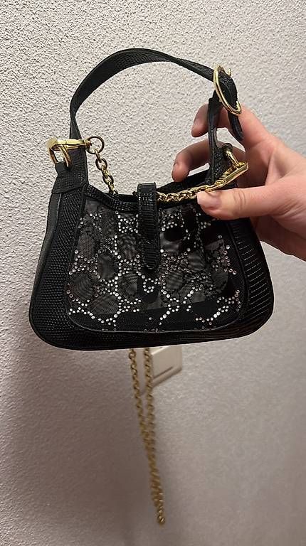 Taschen für Damen: Tasche – Gebraucht aus Bülach von ade_h776