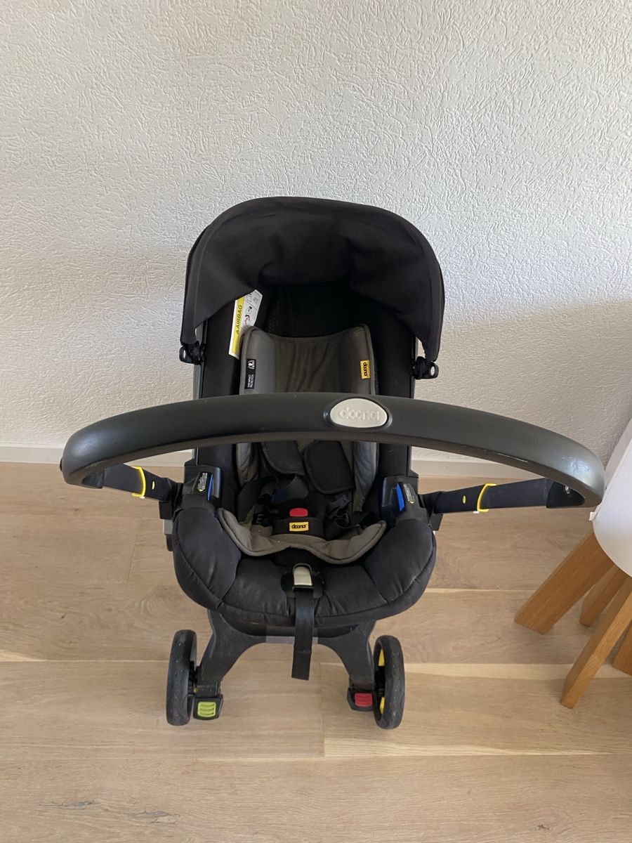 Doona Auto-Kindersitze: Doona Babyschale – Gebraucht aus Wädenswil von Wecouldbeheroes8000 4
