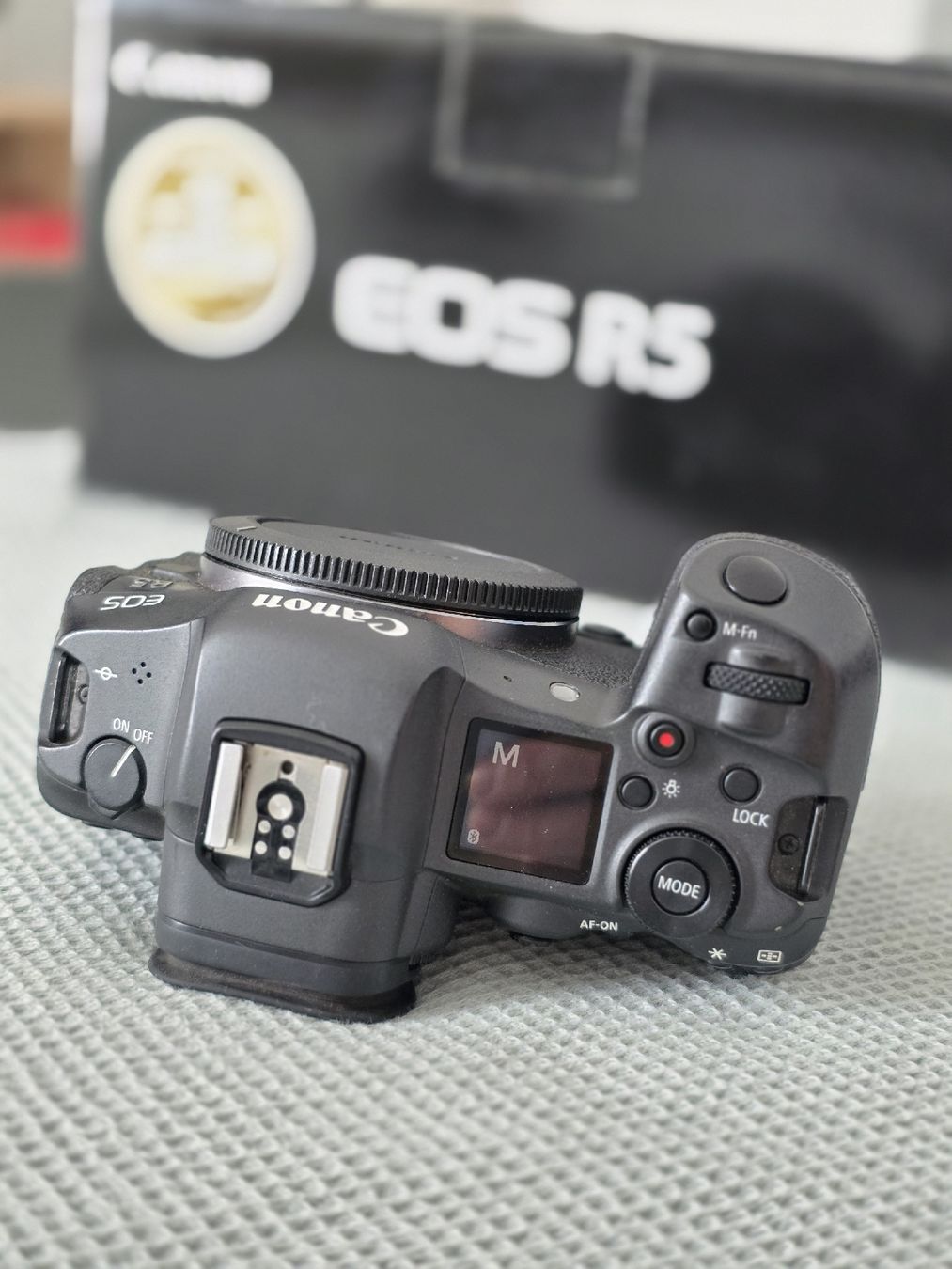 Canon Fotocamera: Canon R5 Body mit OVP, Akku Ladegerät – Usato da Buchs AG venduto da Fifi87 6