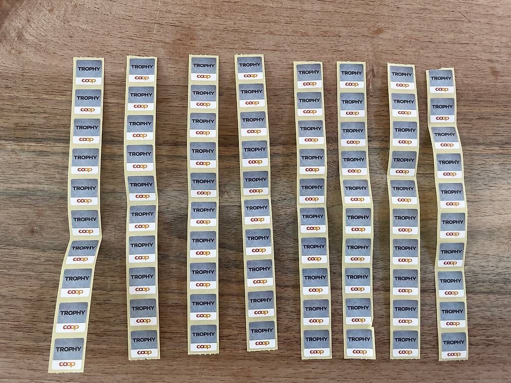 Coop Raccolte di bollini & punti: 80 Sammelmarken Trophy Coop – Nuovo e nell'imballaggio originale da Muri b. Bern venduto da dindlerothler