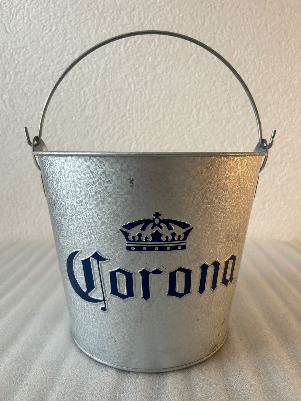 Sonstiges für Haushalt & Wohnen: Corona Eimer – Gebraucht aus La Chaux-de-Fonds von jacq_LaTsch0
