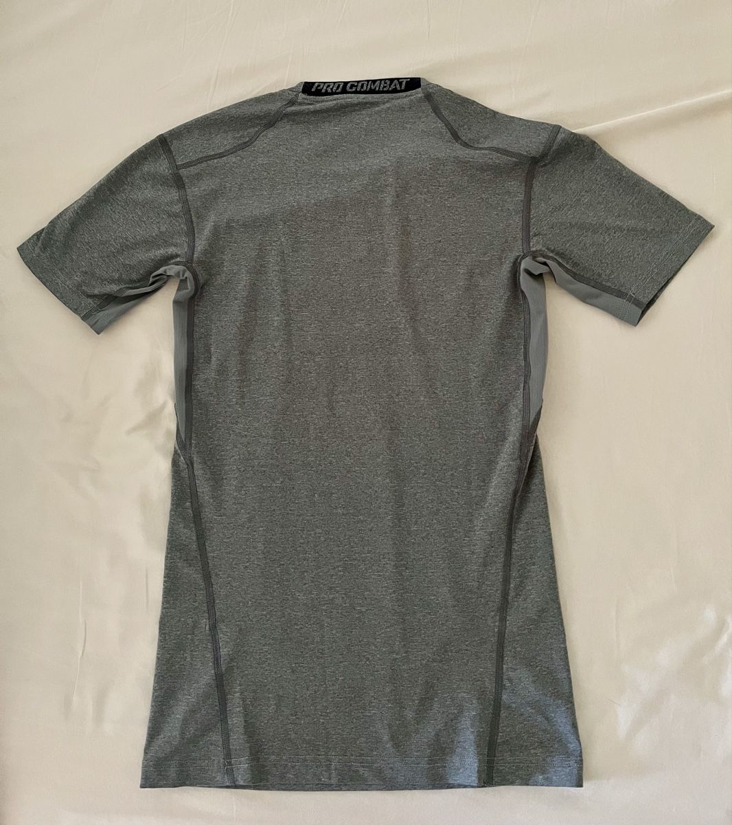 Nike T-Shirts: Nike Pro Combat Dri-Fit T-shirt – Gebraucht aus Bonstetten von kaykim 2