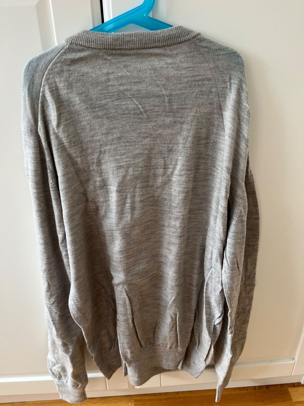 Pullover & Sweatshirts: Dünner Herren Pullover in grau, Gr. M/L – Gebraucht aus Arlesheim von Eli_77 1