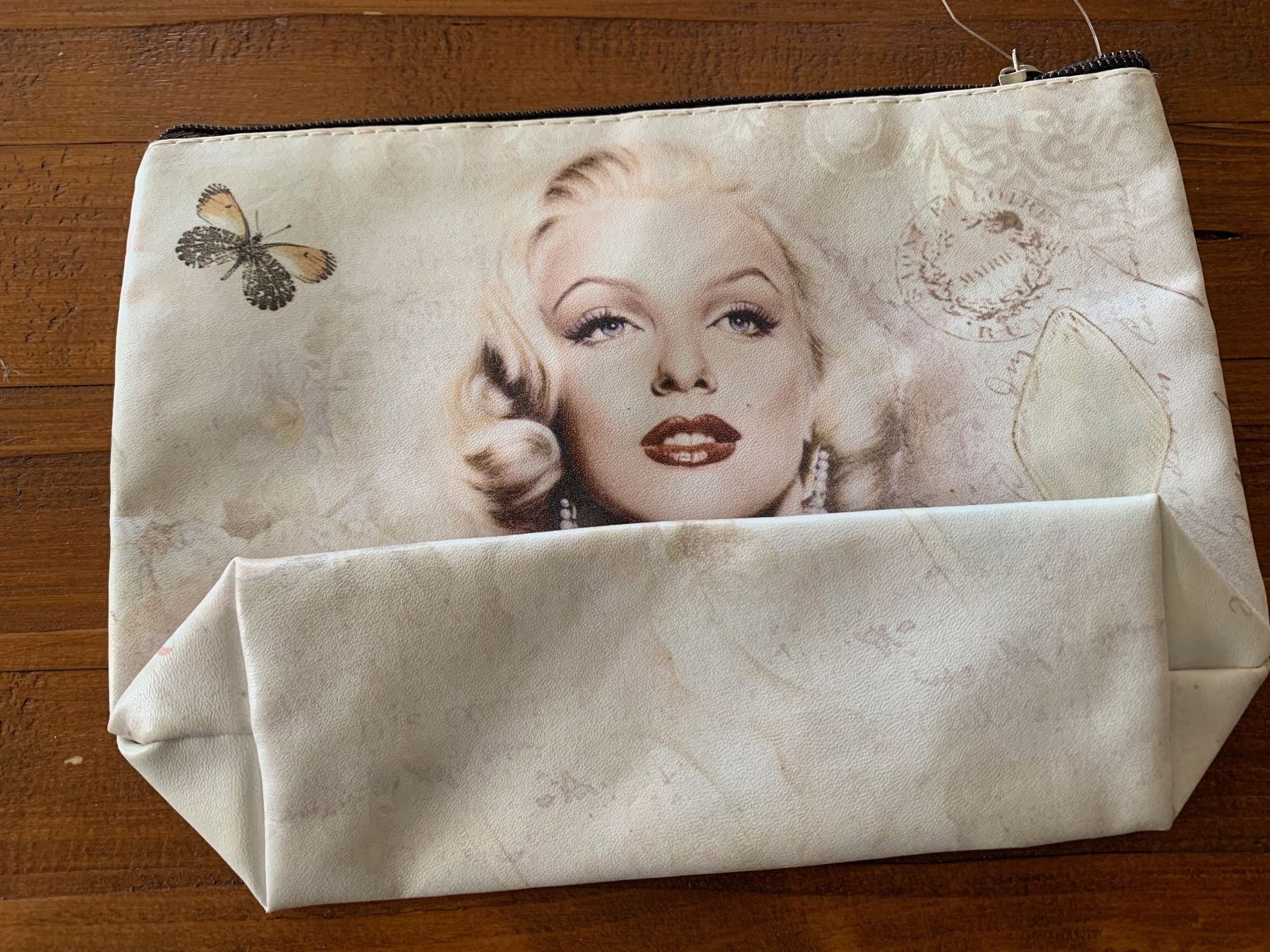 Trousses de maquillage: Neuware Kosmetiktasche 22 x 16 cm – Neuf (Voir description) à Kirchdorf AG par coco123 1