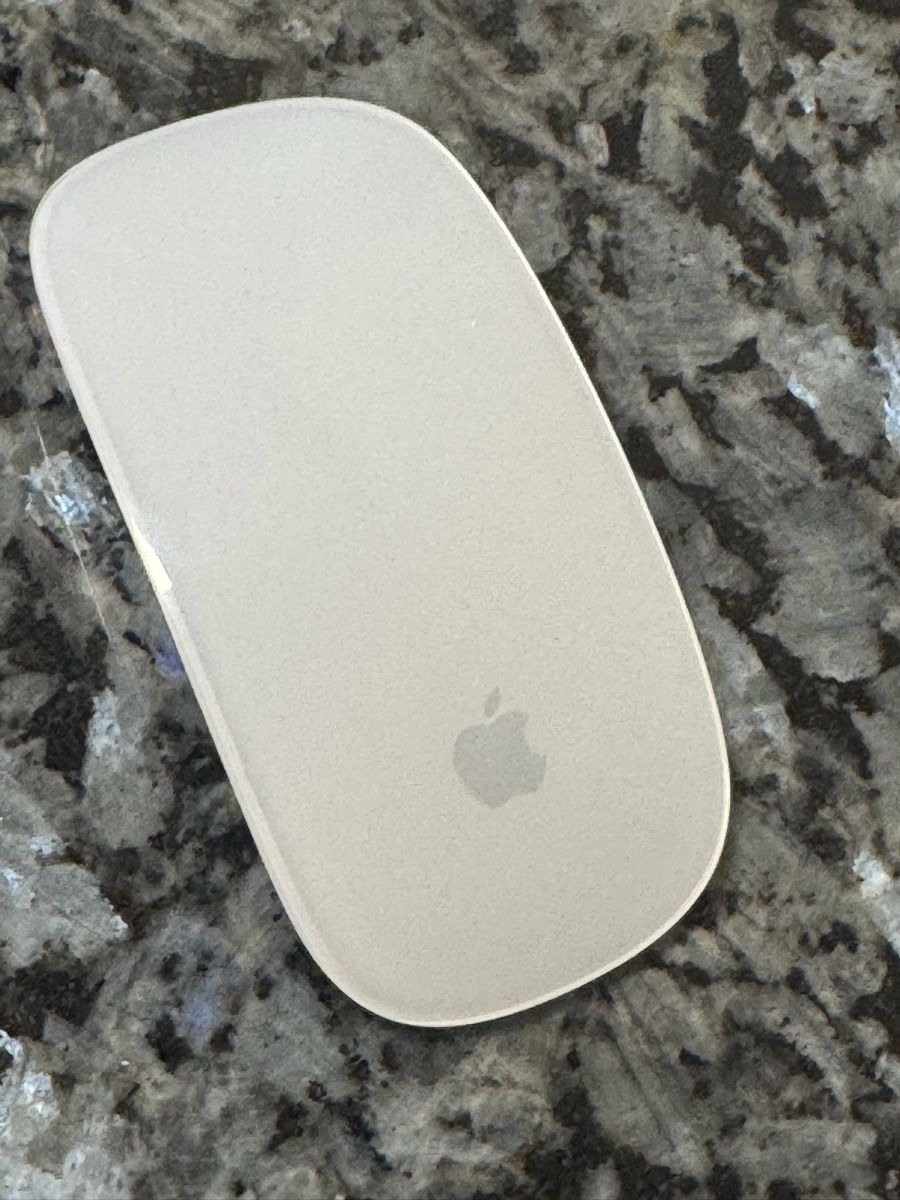 Apple Maus: Apple Magic Mouse 1 – Bluetooth – funktioniert einwandfrei – Gebraucht aus St. Margarethen TG von Apple_Lovers