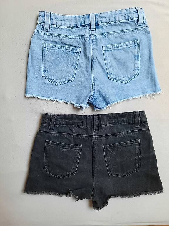 Next Pantaloni: Jeans kurz von next, Mädchen, Gr. 134 – Usato da Wallisellen venduto da denisepe 1