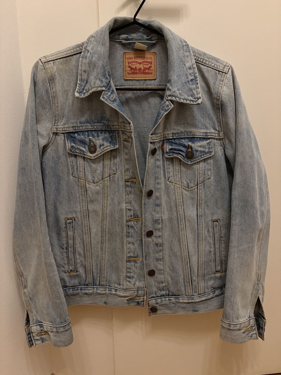 Jacken: Levi's Jeansjacke blau – Gebraucht aus Zürich von chj_57pl