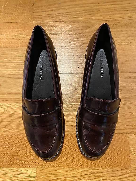 Scarpe da donna: Loafers bordeaux, Lack-Optik Gr. 38 – Usato da Bern venduto da nadjaz 1